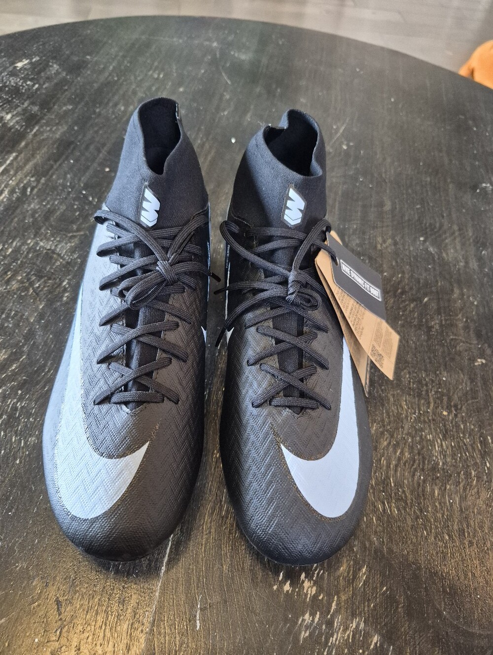 Unisex Nike Zoom Mercurial Superfly 10 Academy FG/MG Soccer Cleat. M 10 r W 11.5